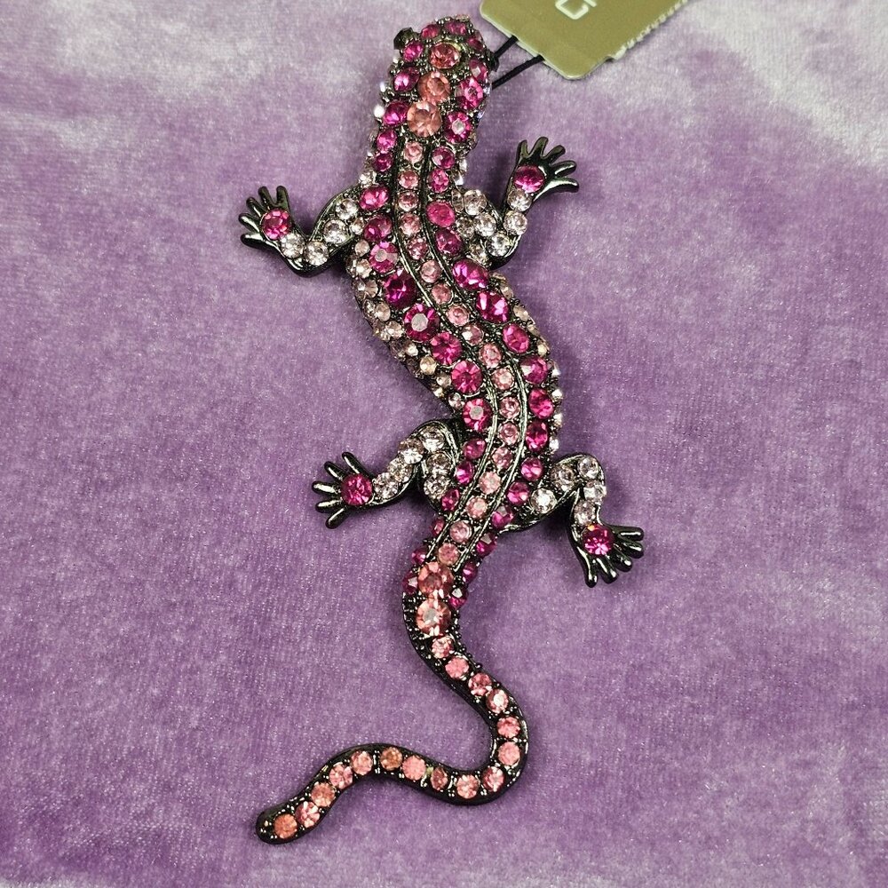 Chicos NWT Gecko Lizard Rhinestone Brooch Pink NEW - Picture 5 of 6